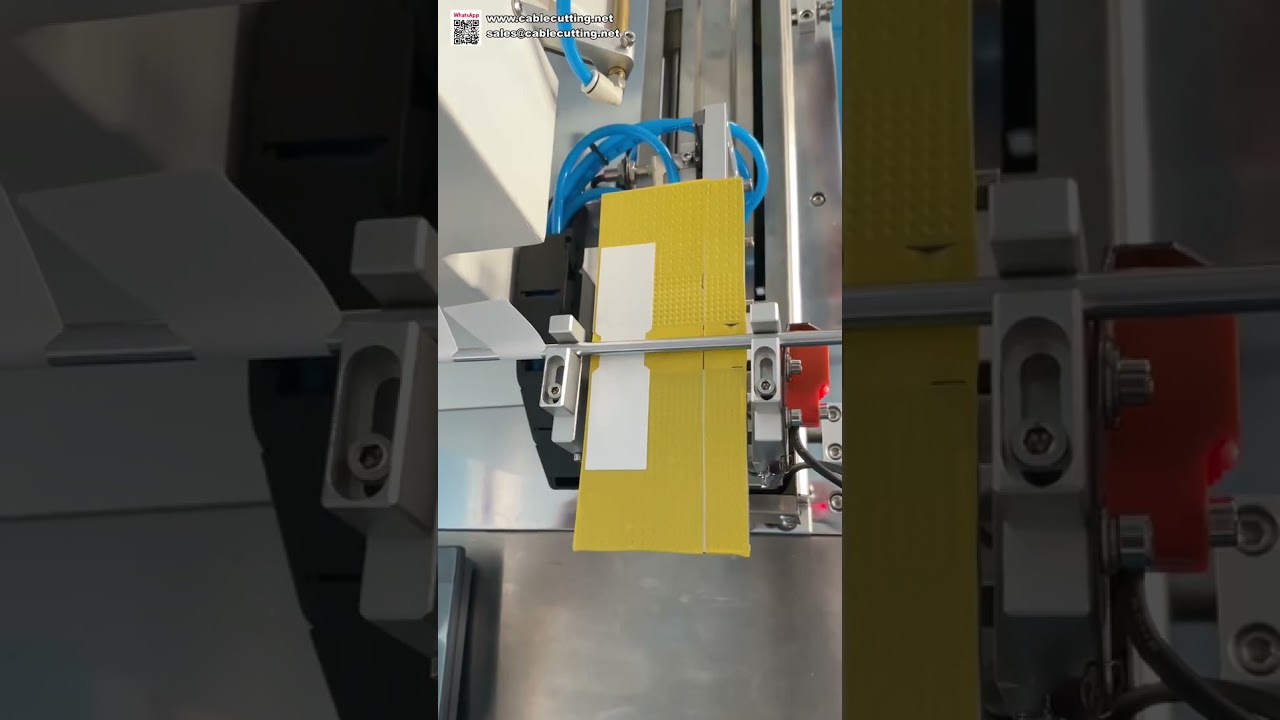 Çelik Boru ve Tüp Etiketleme Makinesi – Otomatik Katlanır Sticker Uygulayıcı (Endüstriyel Donanım)