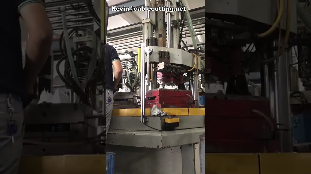 LED Ampul Duyu Üretimi İçin Yüksek Hızlı Döner Enjeksiyon Makinesi