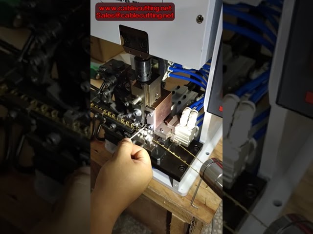 Molex Yarı Otomatik Çok Damarlı Kablo Sıyırma ve Krimpleme Makinesi | İnce Tel İşleme