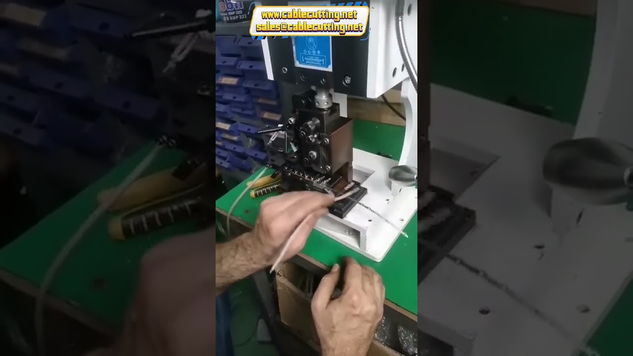 Side Feed OTP Kalıbı | HS 400 Tel Makinesi için Çift Kıvrımlı Terminal Aplikatör Kalıbı