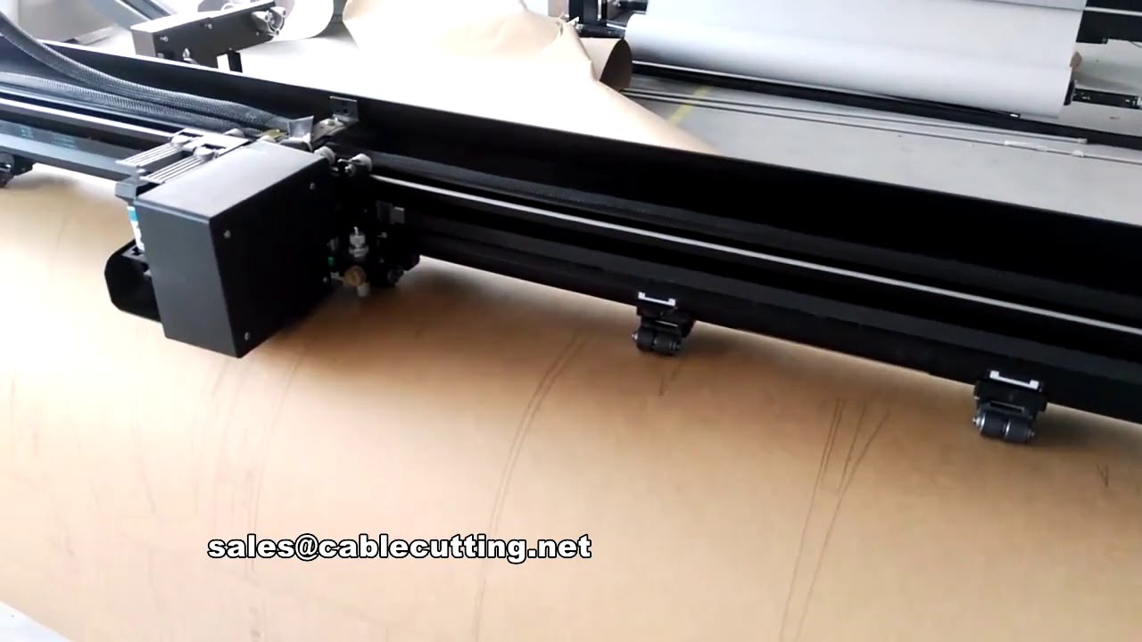Otomatik Bıçaklı Plotter Kesici | Endüstriyel Hassas Kesim Makinesi