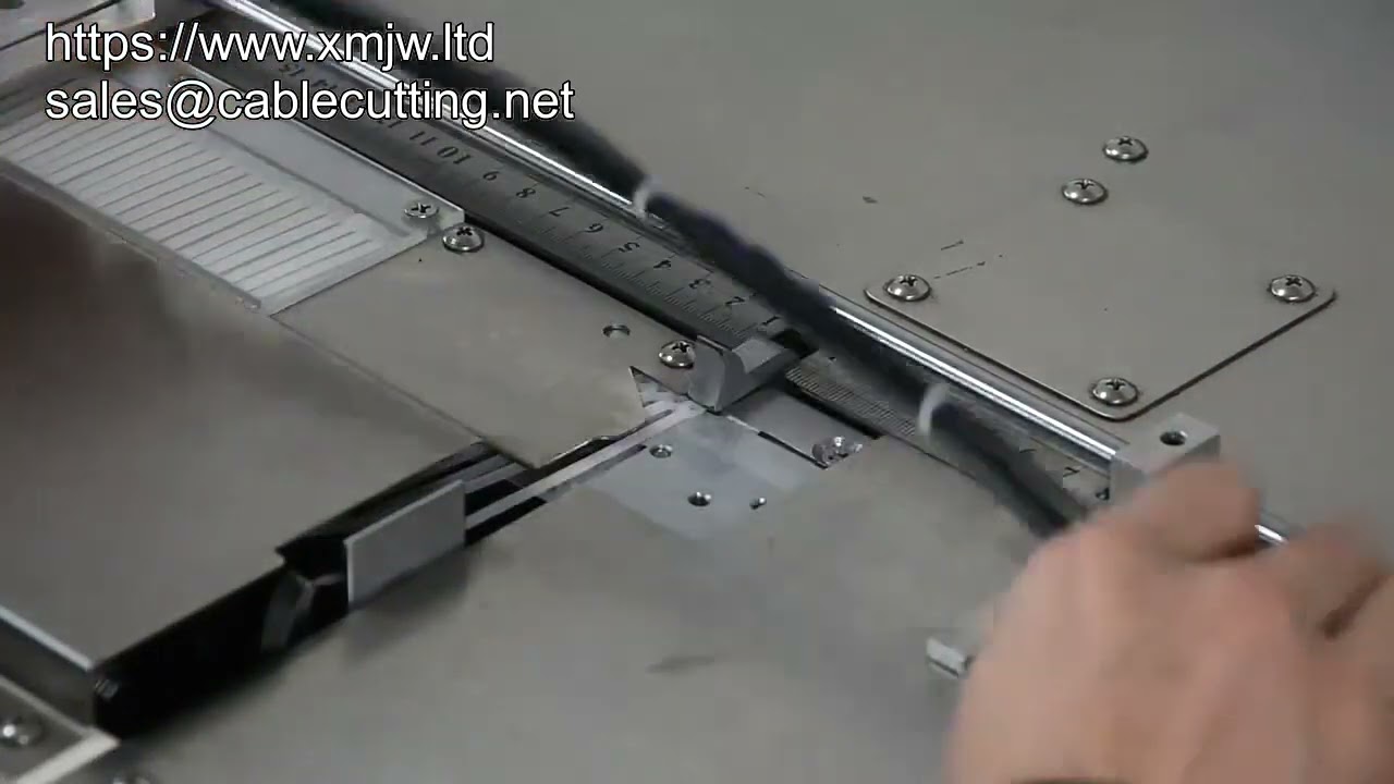 Otomatik Beslemeli Kendinden Kilitli Naylon Kablo Bağı Makinesi – 80mm'den 150mm'ye Kadar