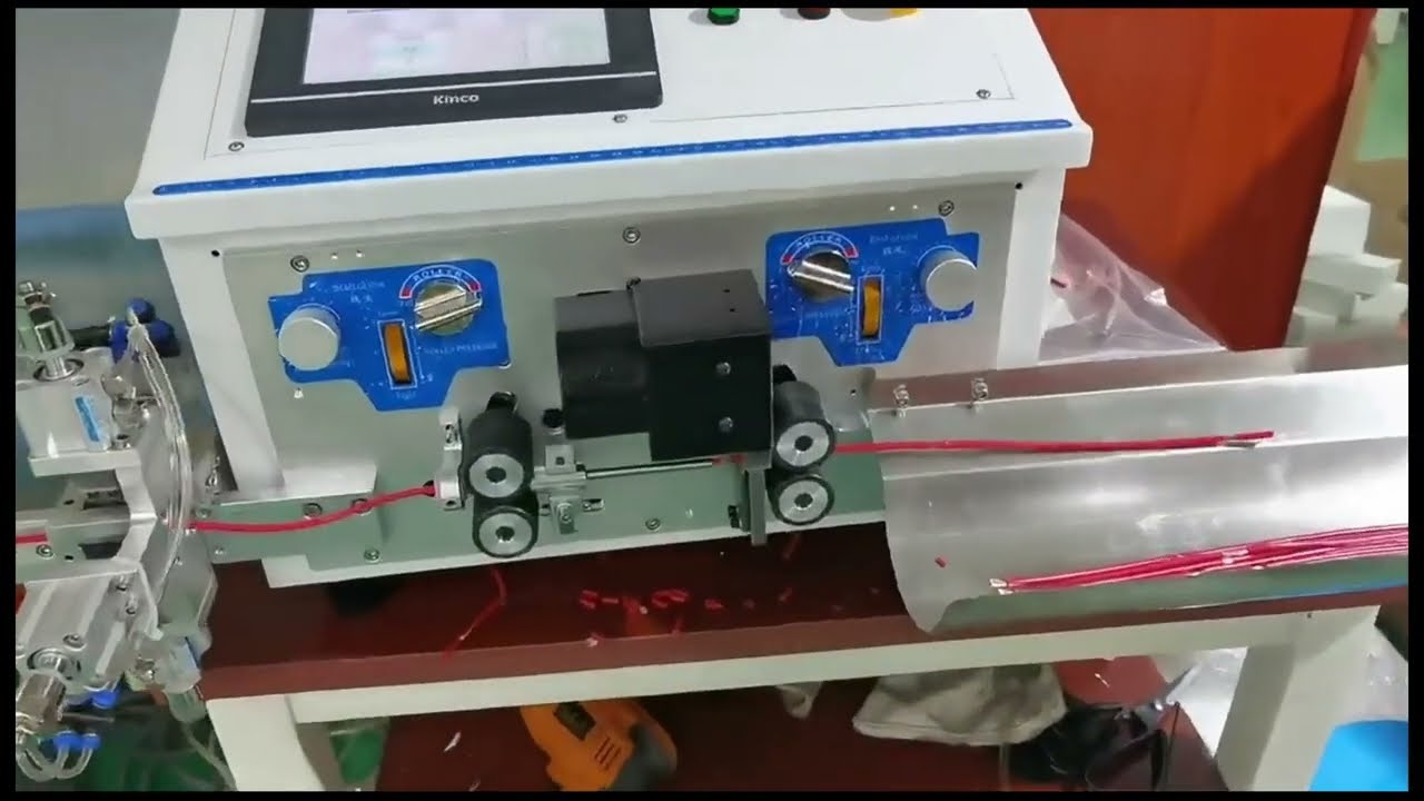 Tek Hatlı Otomatik Kare Kablo Sıyırma ve Kesme Makinası | Büyük Kare Kablolar İçin Profesyonel Çözüm