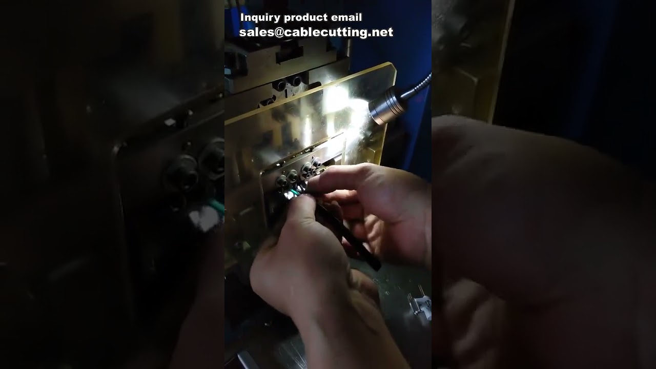 Fransız Tipi Güç Fişi Sıkma Makinesi | Yüksek Verimli Kablo Demeti Presleme